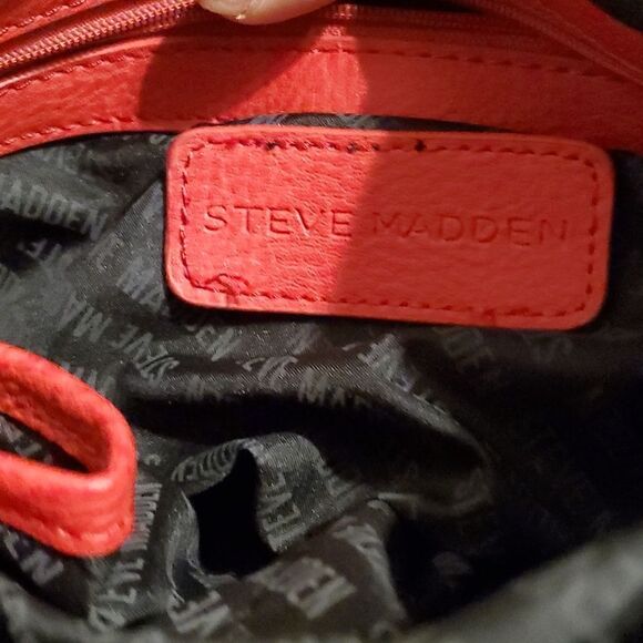 Steve Madden Crossbody Purse - Picture 5 of 7
